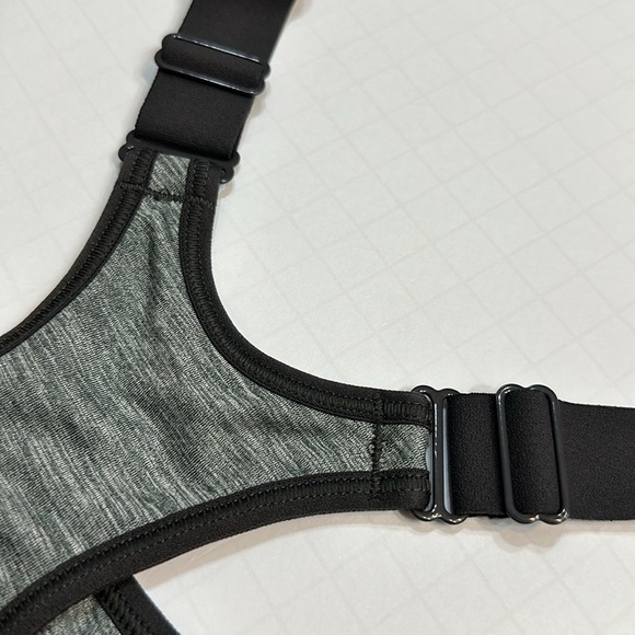 Under Armour Women's Sports Bra Racerback Size Large Gray - Picture 5 of 5